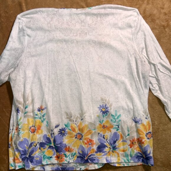 Alfred‎ Dunner Women 2XL Spring Floral Embellishment 3/4 Sleeve Blouse (O) - Picture 5 of 5